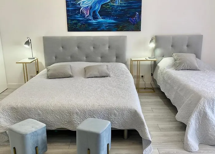 NEW Sweet studio border MONACO parking